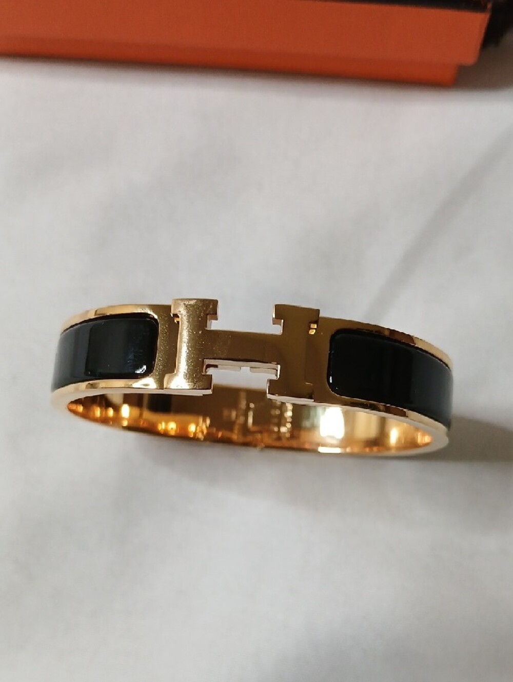 Hermes Gold and Black H-Logo Enamel Bangle - Picture 2 of 4